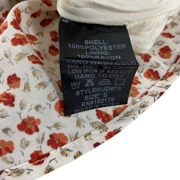 Reset by Jane Chaya Floral Mini Dress size Small in color cream combo - Picture 9 of 10